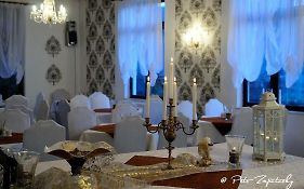 Hotel Jef a Krčma u Rytíře